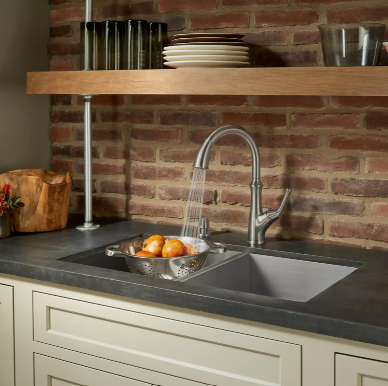 Pfister Tamera Stainless Steel 1-Handle Pull-Down Kitchen Faucet