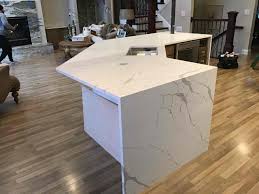 LUX Calcutta Lorenza LQ-907 Quartz Countertop Island 84.inX36.in