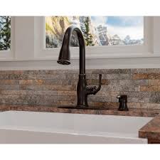 Rosslyn 1-Handle Pull-Down Kitchen Faucet